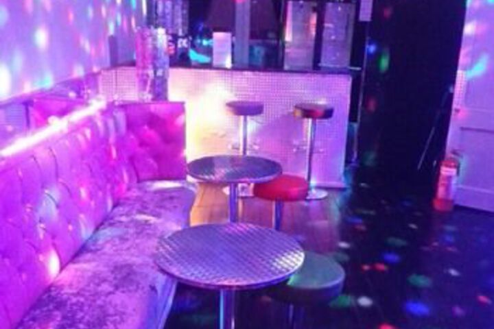 Lounge 134 of 149