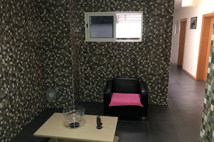 Room 15 of 34