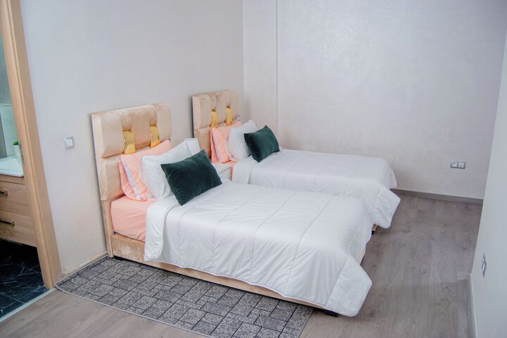 Room 2 of 17