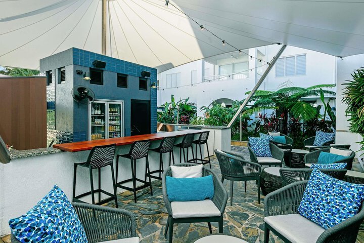 Lounge 61 of 69