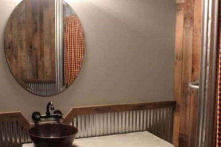 Room 7 of 17