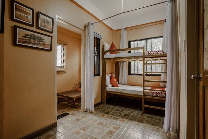 Room 20 of 44