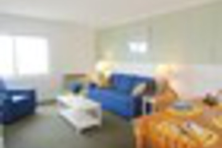 Room 20 of 156