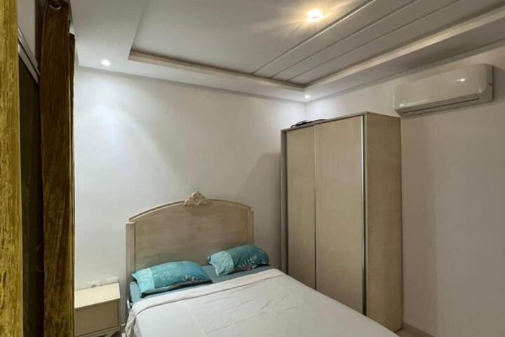 Room 12 of 12