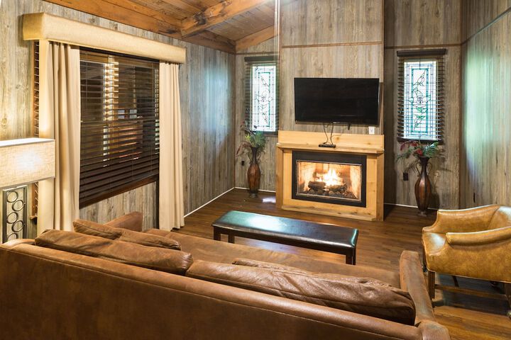 Quadruple King Size Bed (9 of 55)