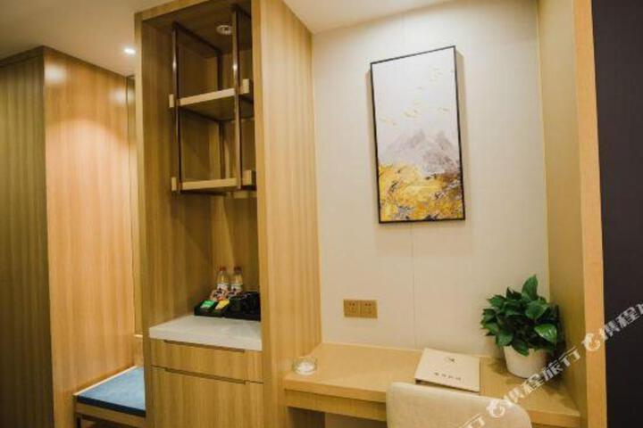 New Beacon Shangju Hotel (Wuhan Guanggu Avenue)