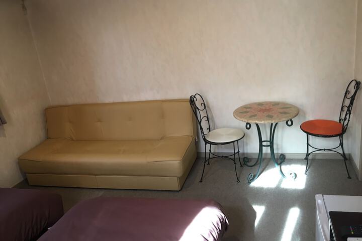 Room 19 of 69