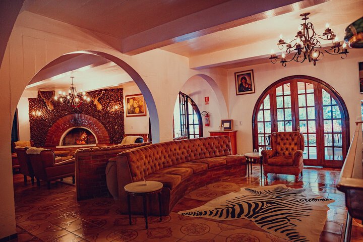 Guest Lobby