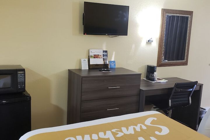Superior 2 Double Beds (2 of 6)