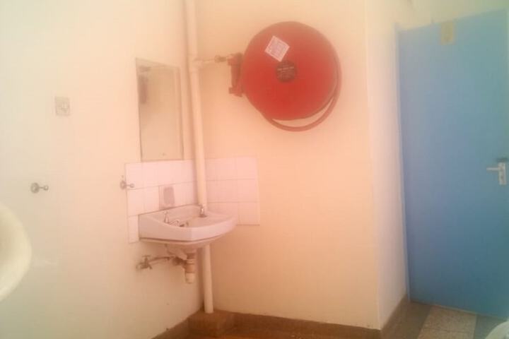 Room 9 of 15