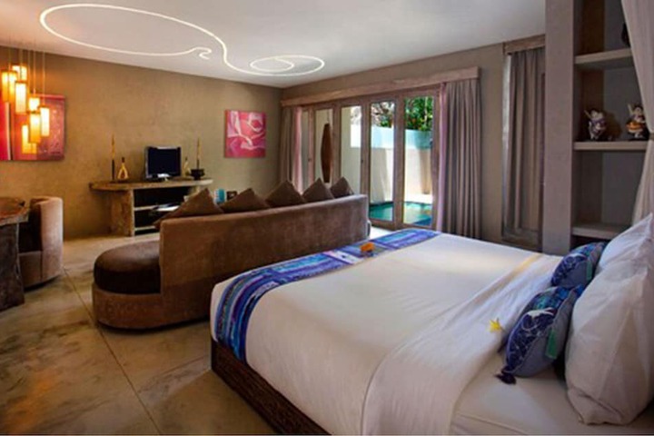 Room 55 of 227
