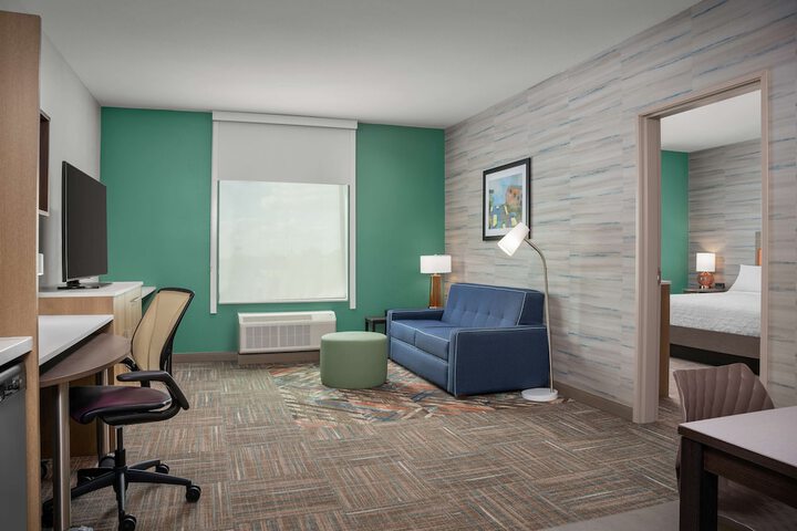 Room 16 of 30