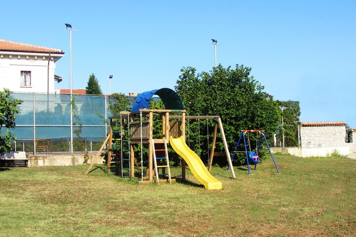 Children's play area - outdoor