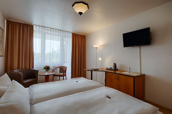 Hotel Interior 6 of 12