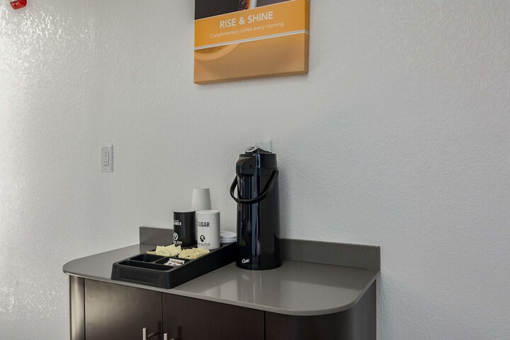 Breakfast/Coffee Service 37 of 41