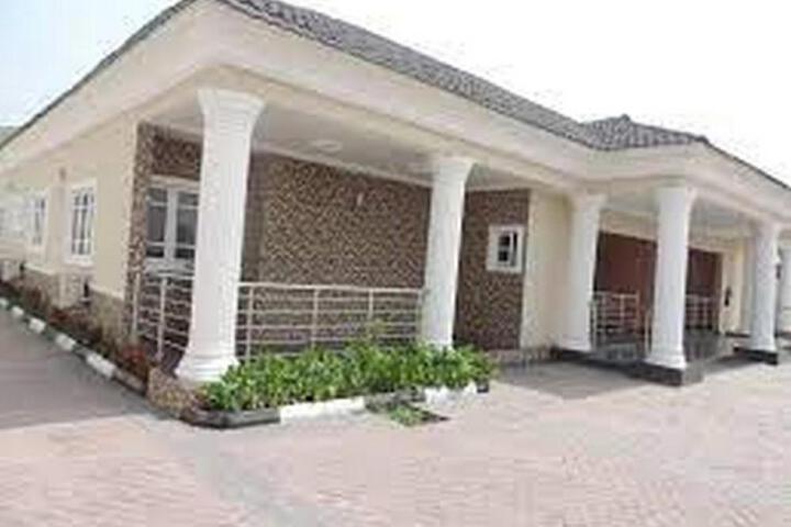 CRYSTAL SUITES