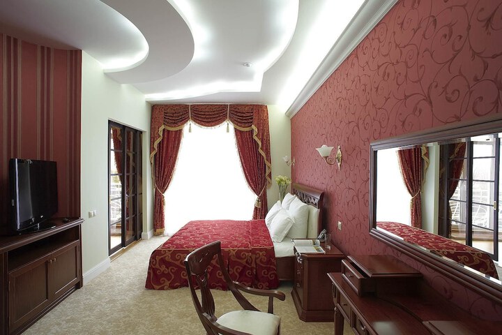 Room 6 of 55