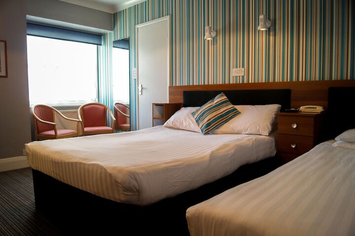 Room 26 of 118