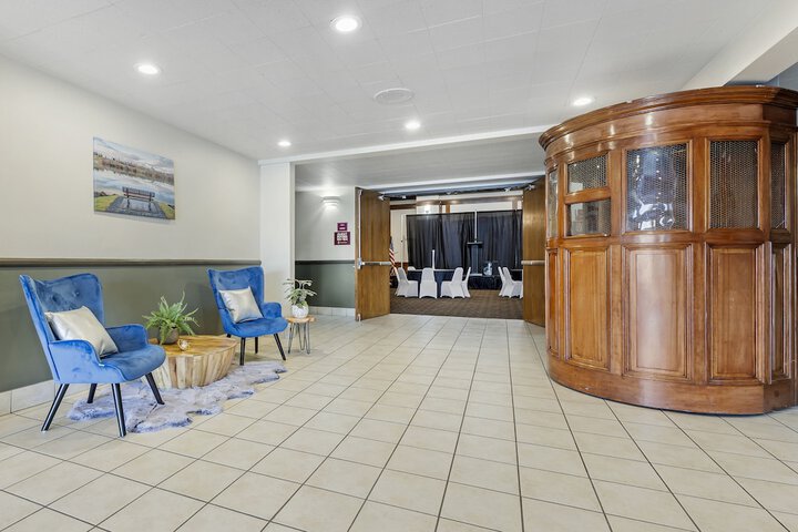 Hotel Interior 2 of 32