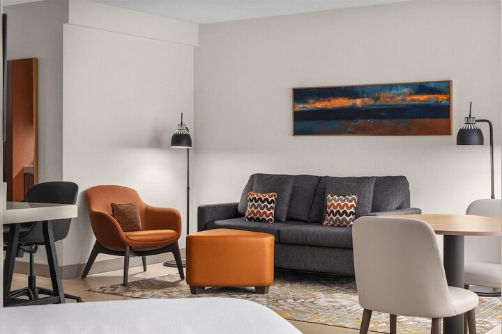 Room 16 of 39