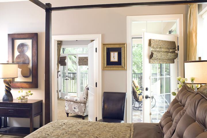 Room 12 of 35