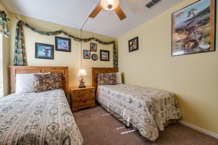 Room 194 of 272