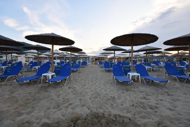 Beach 48 of 52