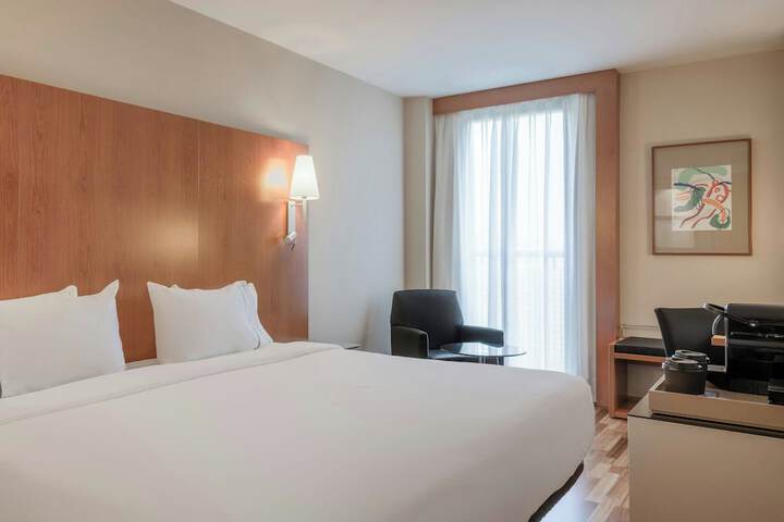 Room 10 of 39