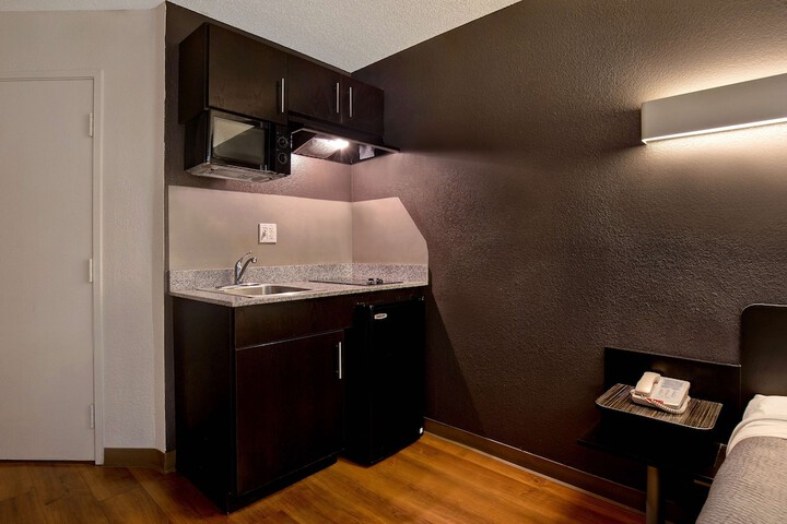 Motel 6 Gilroy CA Gilroy | Bookonline.com