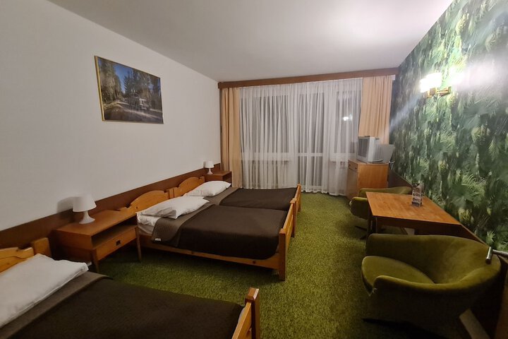 Room 19 of 86