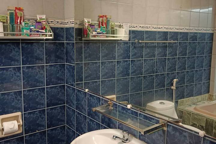 Room 16 of 26