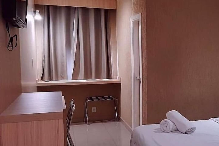 Room 17 of 73