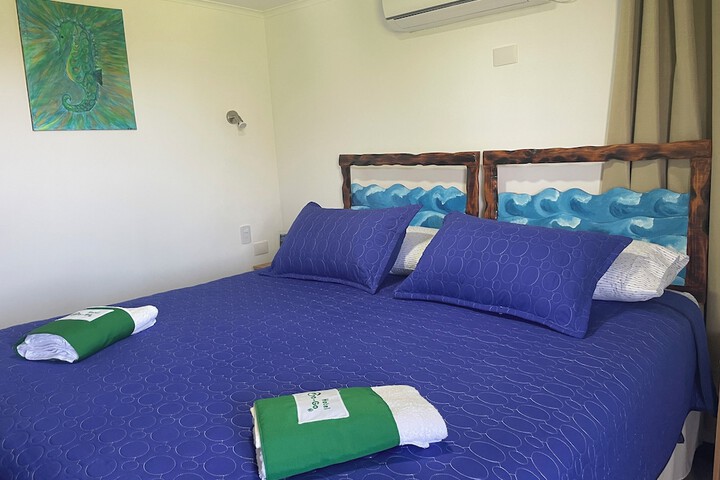 Room 11 of 20