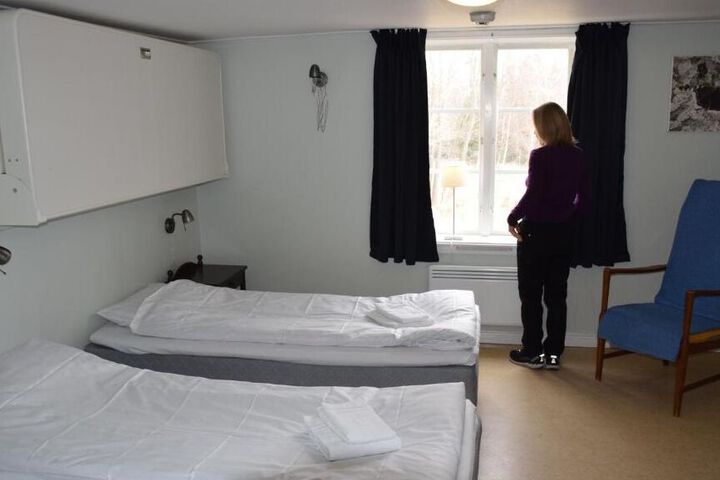 Room 43 of 50