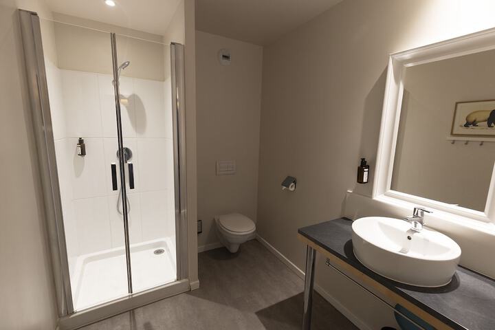 Room 42 of 52