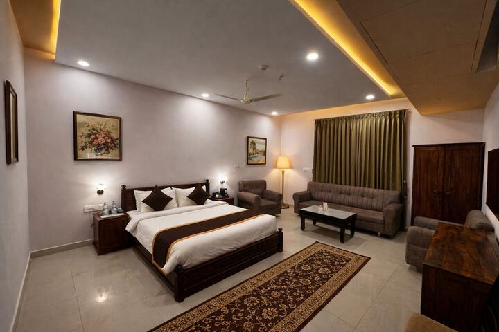 Room 9 of 43