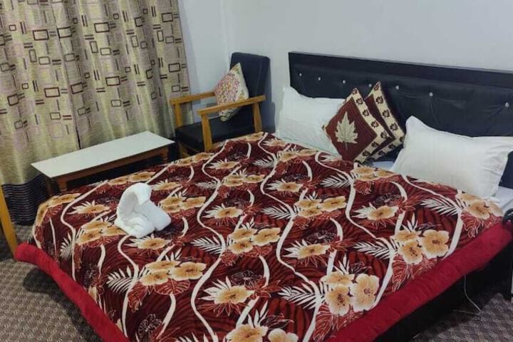 Room 5 of 21