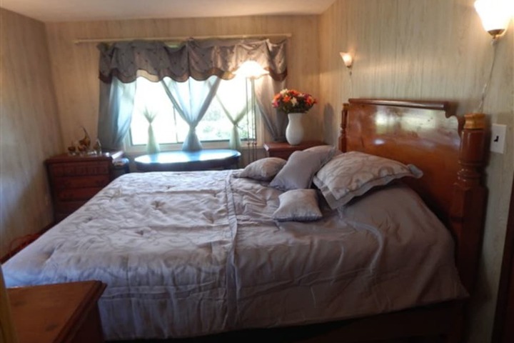 Room 8 of 46