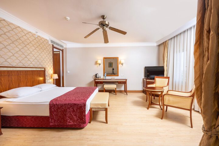Room 38 of 321