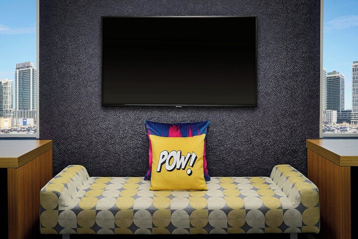 Room 15 of 43