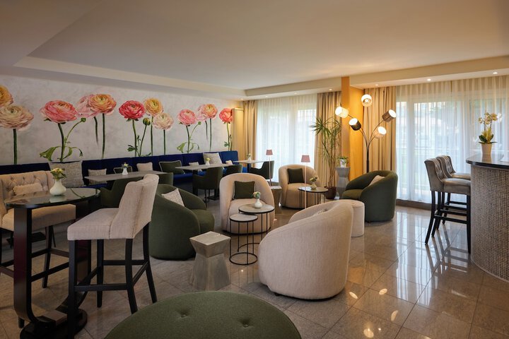 Lobby Photos