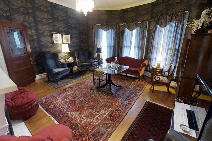 Room 41 of 69