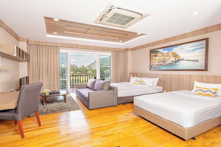 Room 48 of 144