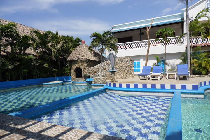 Hotel Pool