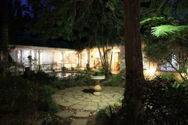 Hotel Exterior 7 of 18