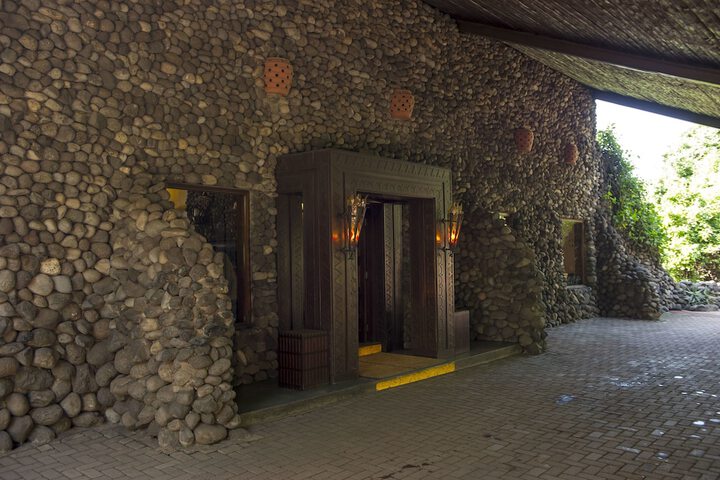 Hotel 27 of 44