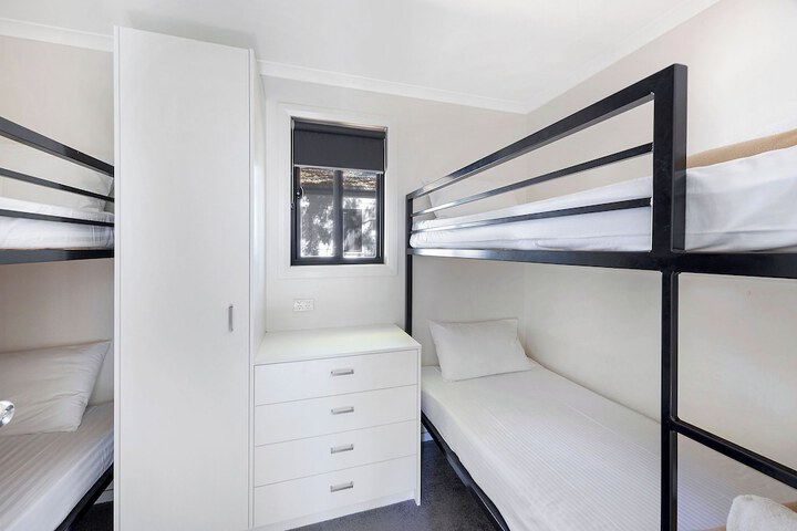 Room 17 of 97