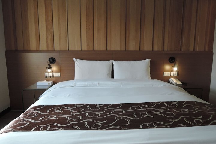 Room 16 of 46
