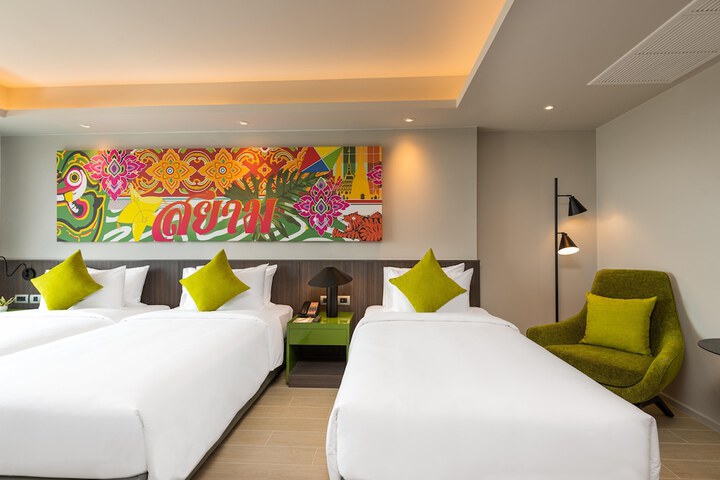 Room 21 of 190