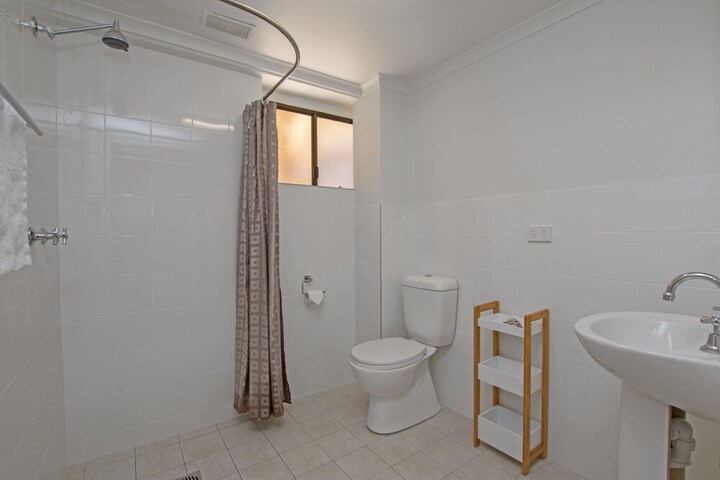 Room 17 of 26